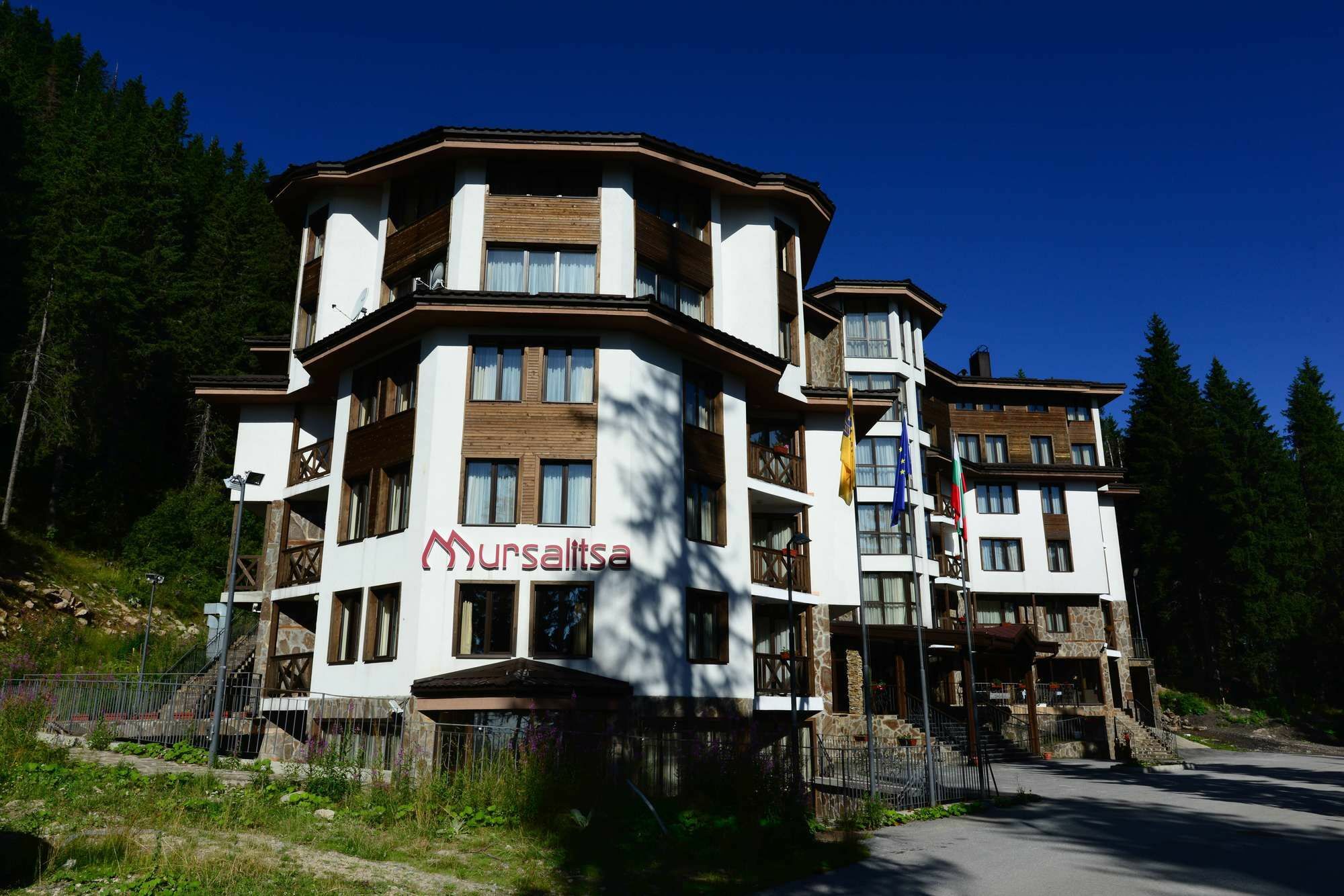 Hotel Mursalitsa By Hmg Pamporowo Exterior foto